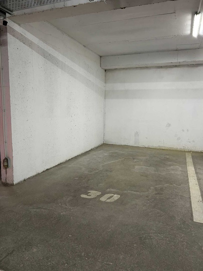 inchiriere apartament 2 camere cu loc parcare subteran - Poză 6