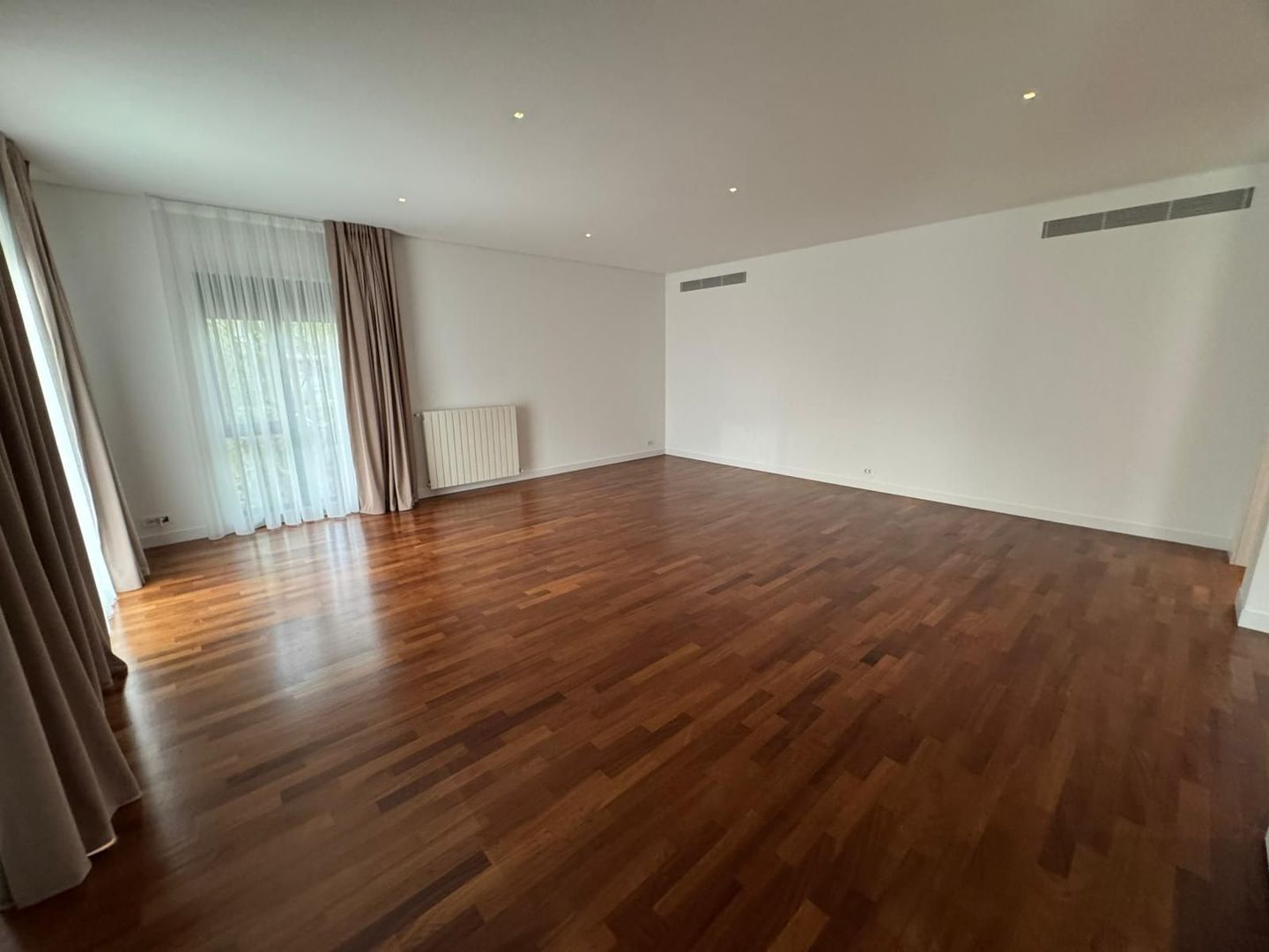 Apartament 4 camere | ~205 mp total  | Zona - Ambasada SUA - Poză 11