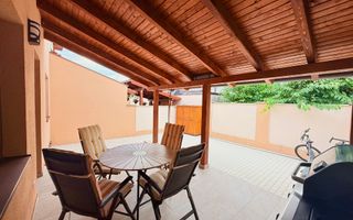 Casă tip înșiruit în Cetate, 4 camere, P+1, mobilată, cartier Cetate - Poză 3