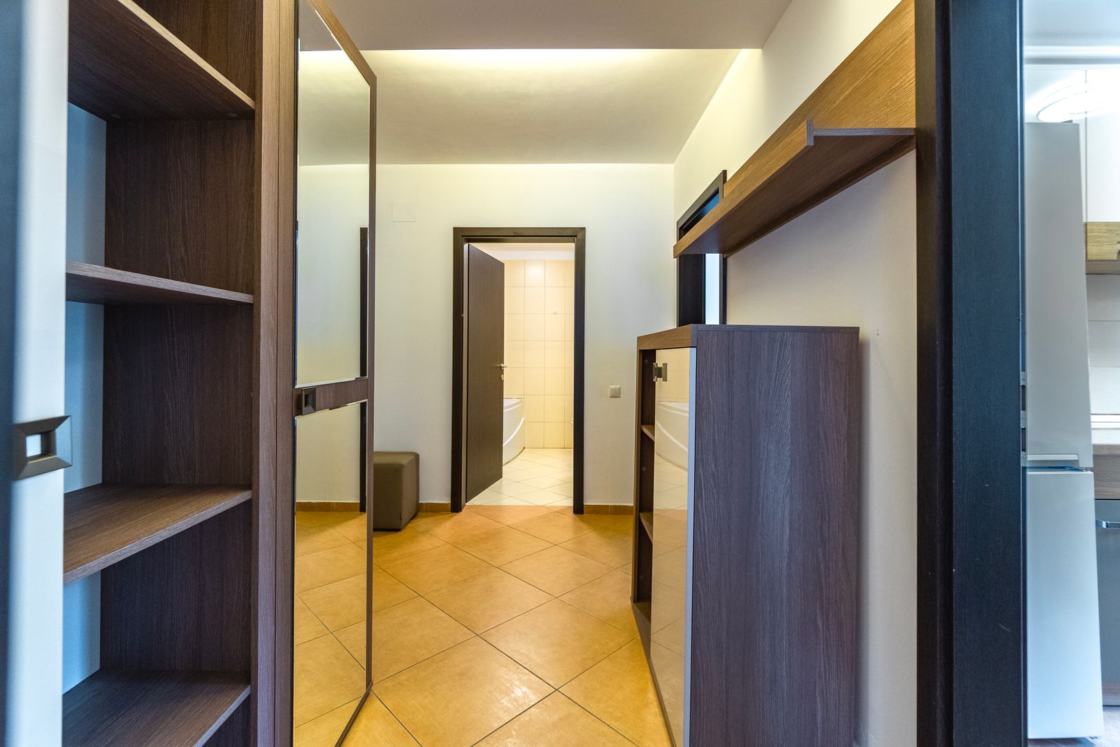 De închiriat apartament 2 camere| Str. Ioan Socec | Mobilat | - Poză 13