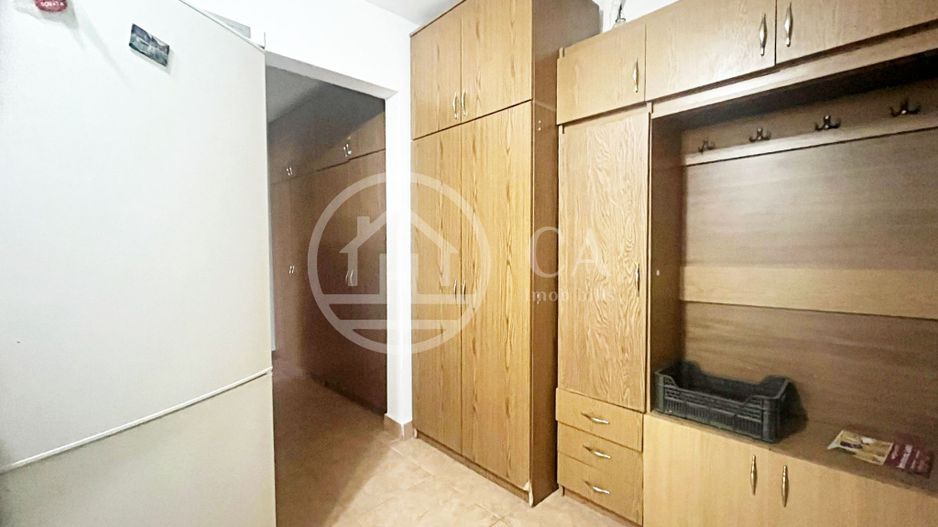 Apartament cu 3 camere de inchiriat in zona Rogerius, Oradea - Poză 7