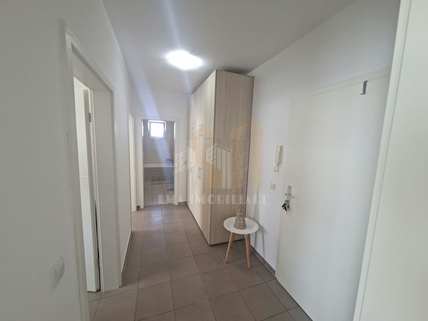 Apartament 2 camere Avantgarden Bartolomeu Egretei Brasov - Poză 4