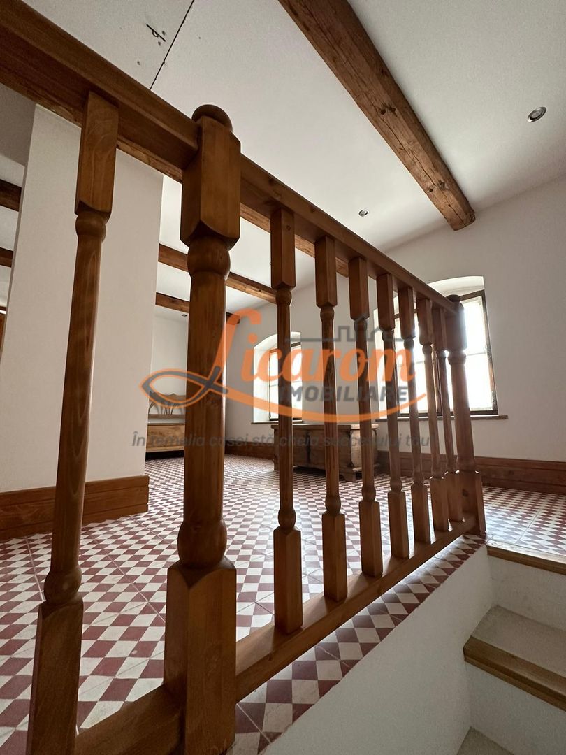 Casa saseasca CRISTIAN,amenajata LUX,pt turism,piscina,curte - Poză 16