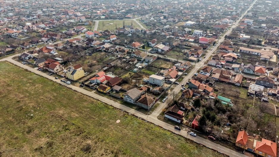 Casă de renovat cu 773 mp teren la preț de apartament - Poză 3