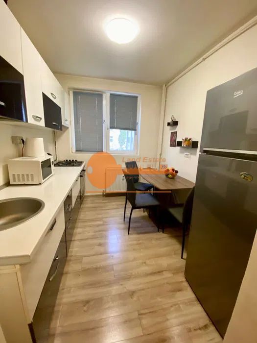 Apartament 2 Camere Metrou Titan - Poză 1