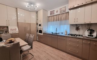 Casa tip duplex | 4 camere | 3 bai | mobilata | zona Brana -Selimbar - Poză 4