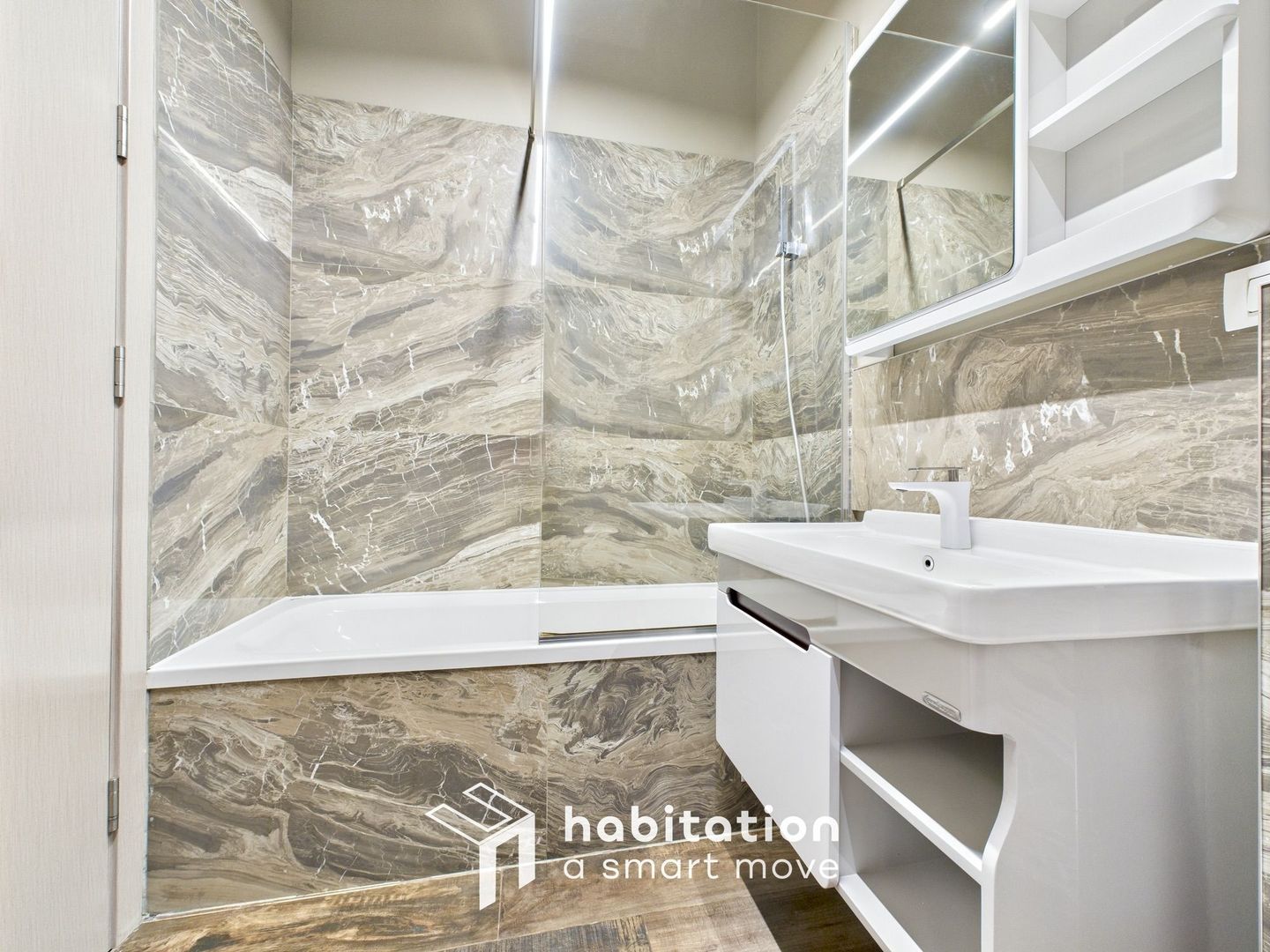 Urban & elegant: Apartament 2 camere, sală de sport și terasă - Poză 17