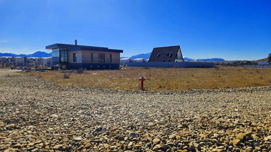 Sanpetru-Teren deosebit 760 mp – zona Dealul Lempeș, utilități, proiect casa - Poză 1