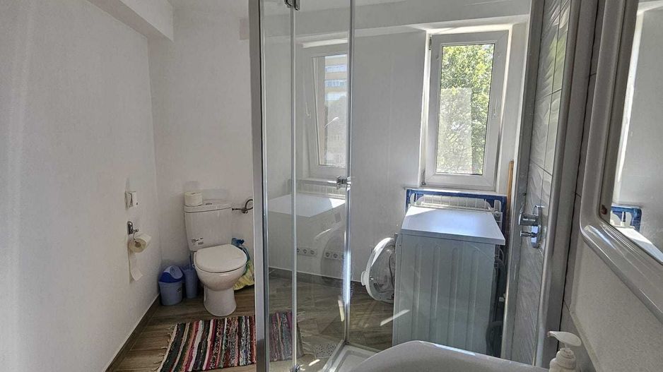 APARTAMENT 5 CAMERE 120000 euro negociabil - Poză 3