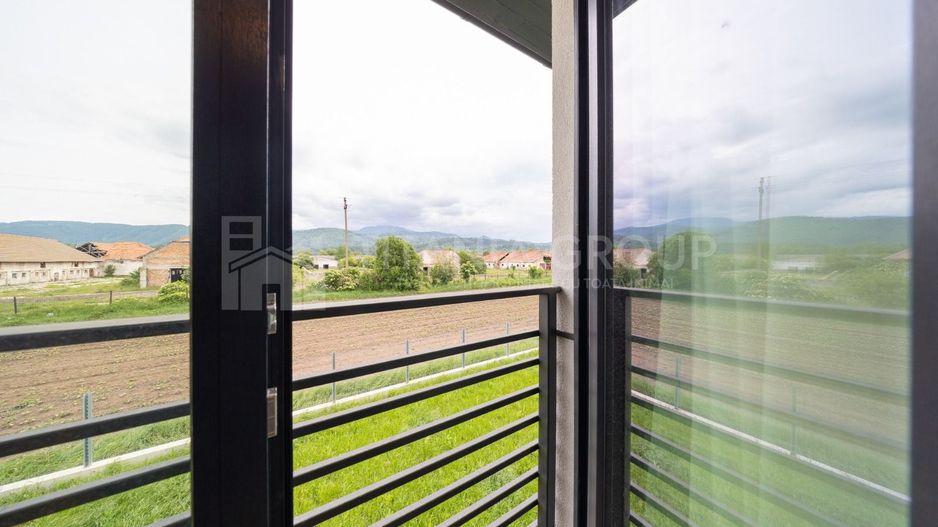 Casa individuala 4 camere, teren de 596 mp, partial mobilata, Cristian - Poză 11