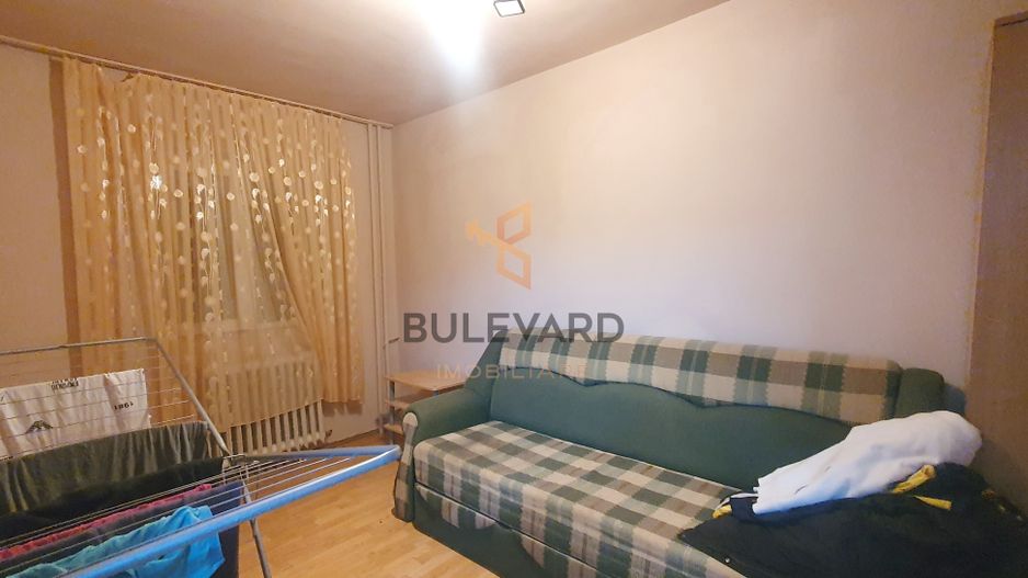 Apartament cu 4 camere, zona Winmarkt! - Poză 3