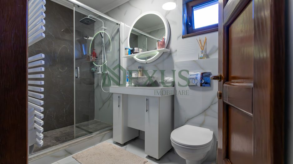 Casă/Vilă modernă de vânzare la intrare în Bogdan Vodă, județul Bacău. - Poză 11