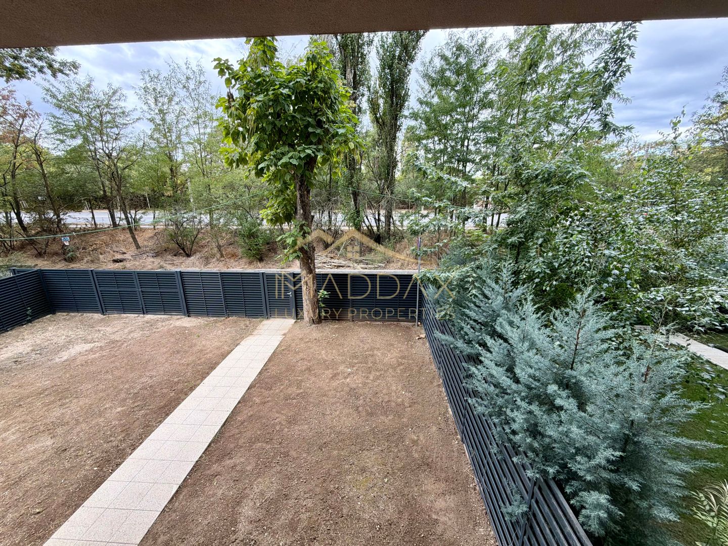 Duplex 4 camere cu gradina //  200 mp + curte 150mp // Straulesti - Poză 33