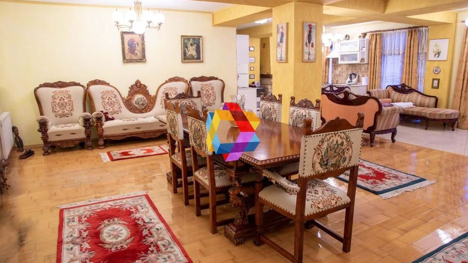 Conac cu piscina - 1810 mp - Poză 14