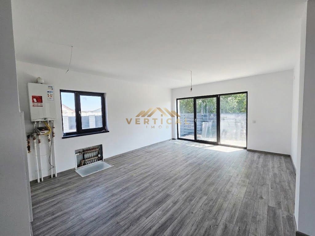 Casă individuală de vânzare – Confort, eficiență și curte proprie - Poză 6