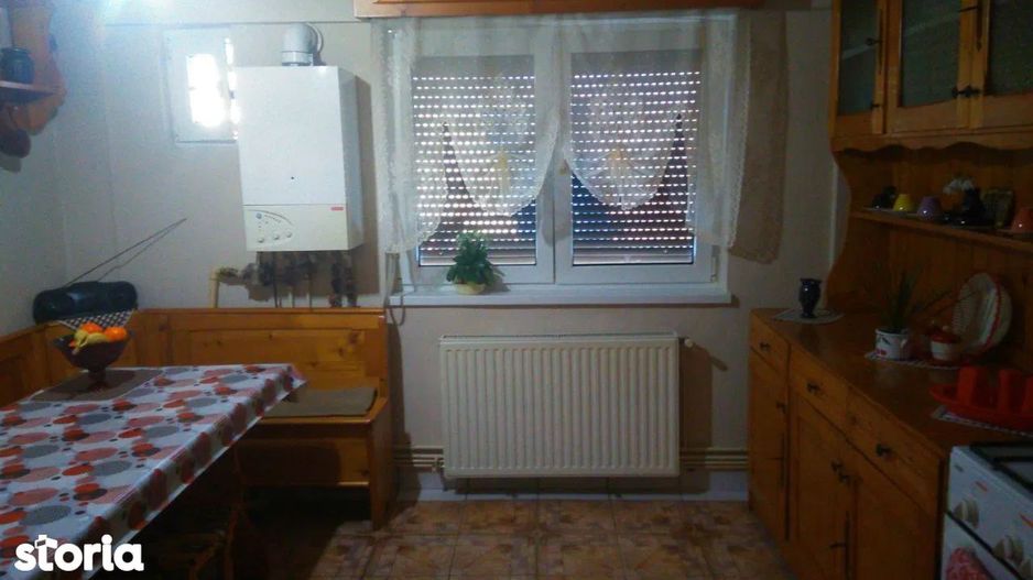 Ag. EUROPA vinde ap.3 cam. pe Botizului la PARTER finisat si mobilat. - Poză 4