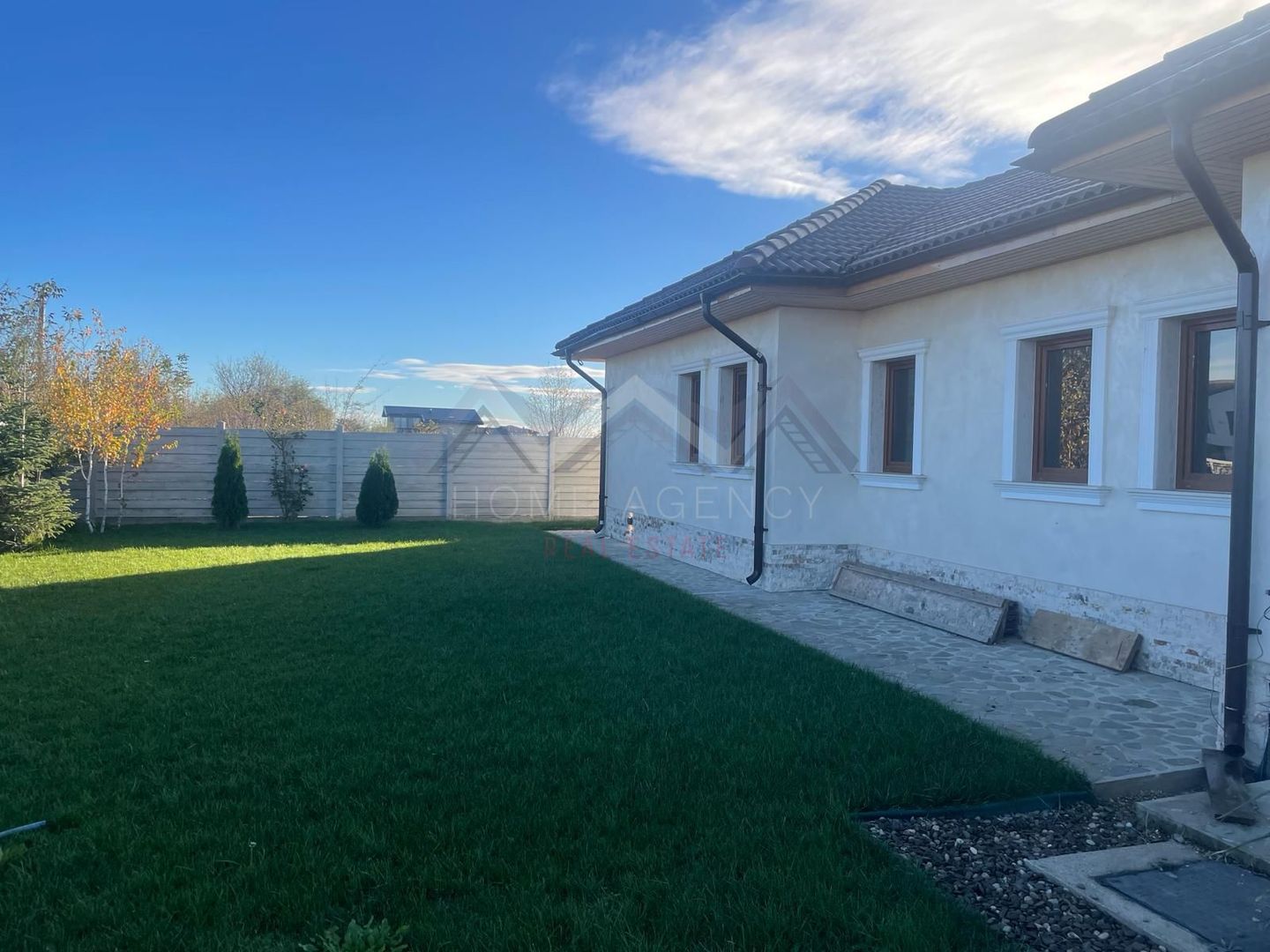 Casă pe parter + 700 mp teren | Balotești - Poză 1