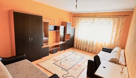 Apartament cu o cameră, decomandat – Rogerius