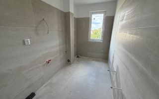Etaj 1. Spatios. Decomandat. Bloc NOU - Poză 10