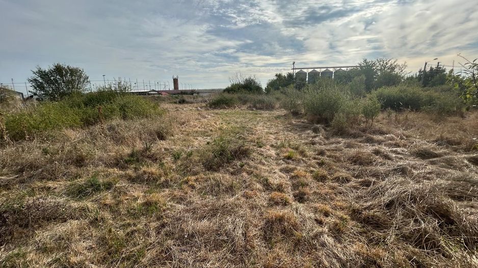 COMISION 0 | Teren intravilan | 945mp | Sacalaz Vest - Poză 2