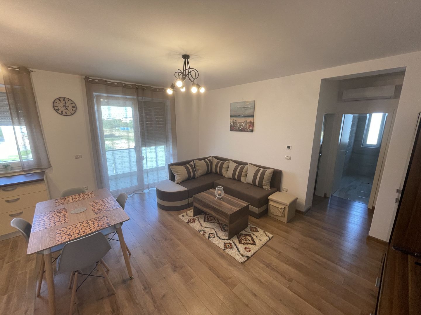 Giroc-Profi Super | 2 camere | Loc de parcare | Etaj intermediar - Poză 4