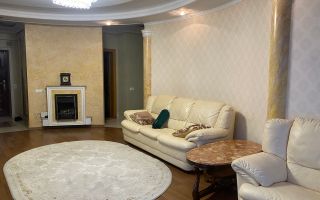 Chirie apartament, 3 camere, strada Lev Tolstoi, Centru - Poză 6