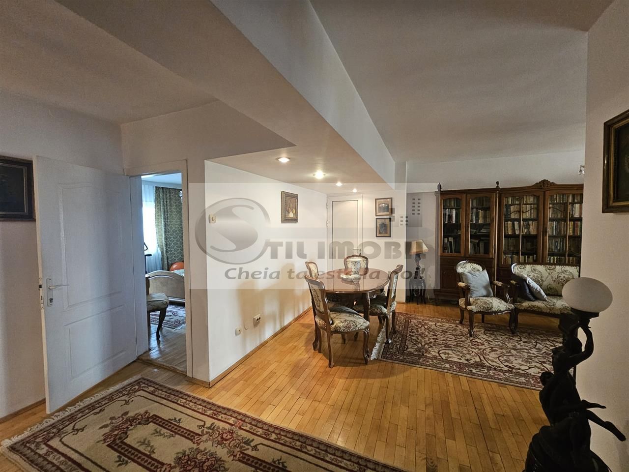 Apartament 4 camere - Hala Centrala - Poză 3