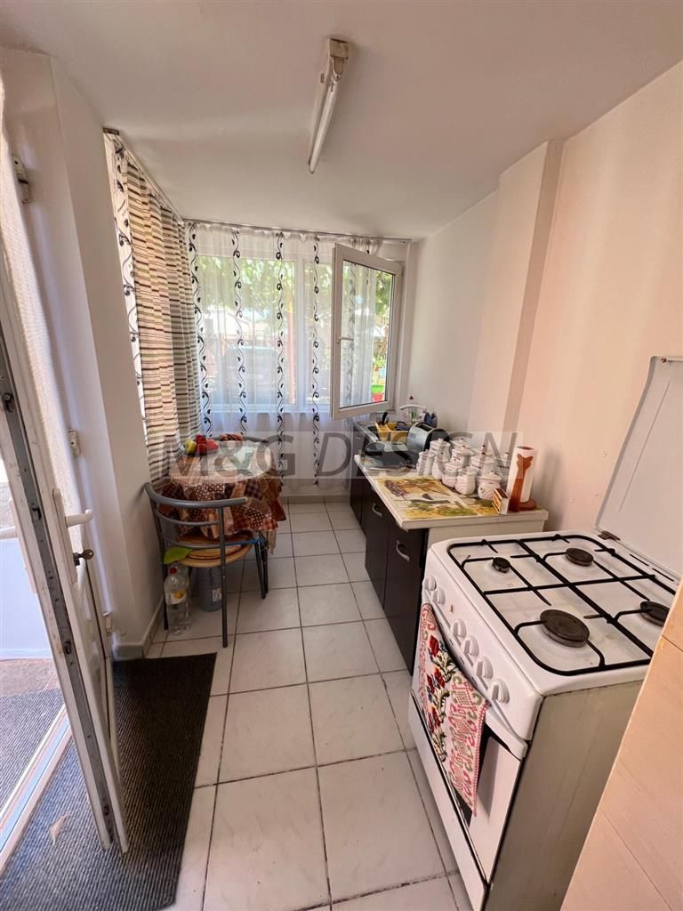 casa individuala Varias apa centrala pe gaz canalizare 1500mp - Poză 10