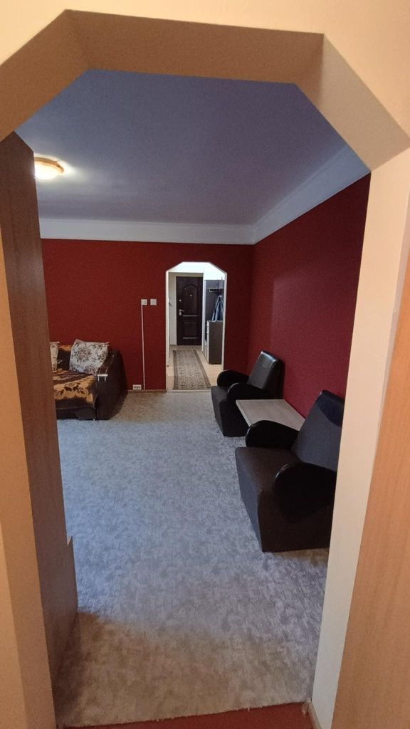 Vând apartament 2 camere Micro 16 , parter !! - Poză 1