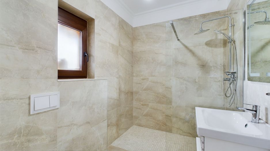 Casă tip duplex Dumbrăvița despărțit prin spațiu tehnic - Poză 17