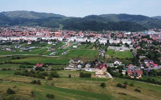 Teren de Vanzare Zarnesti | Utilitati | 3.698mp - Poză 2