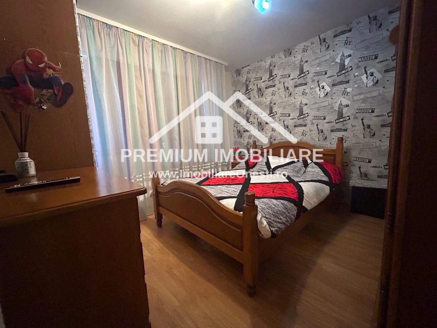 Apartament 2 camere, etaj 1, zona de Sus, mobilat și utilat - Poză 3