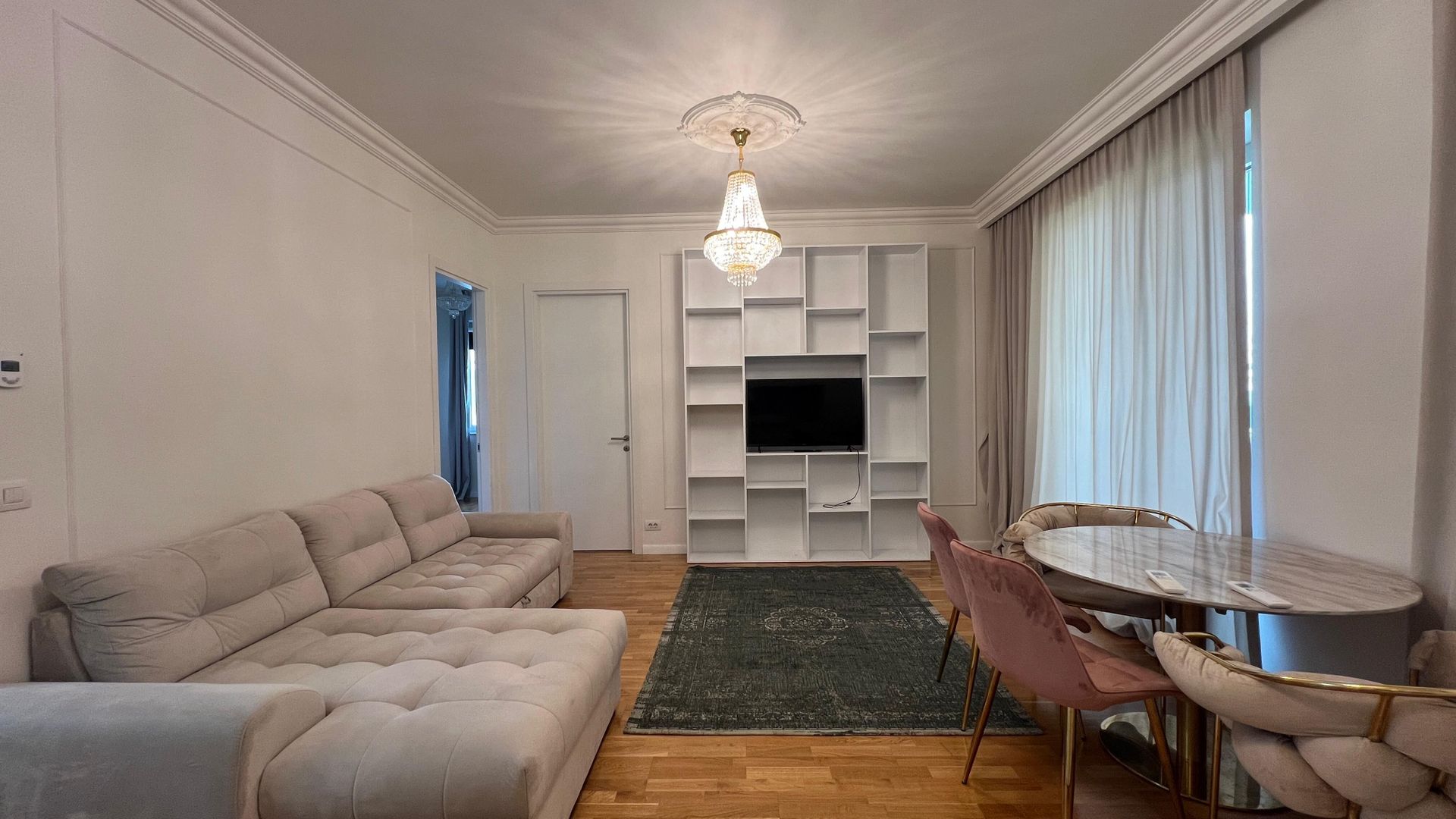 3 camere | loc de parcare - Poză 3