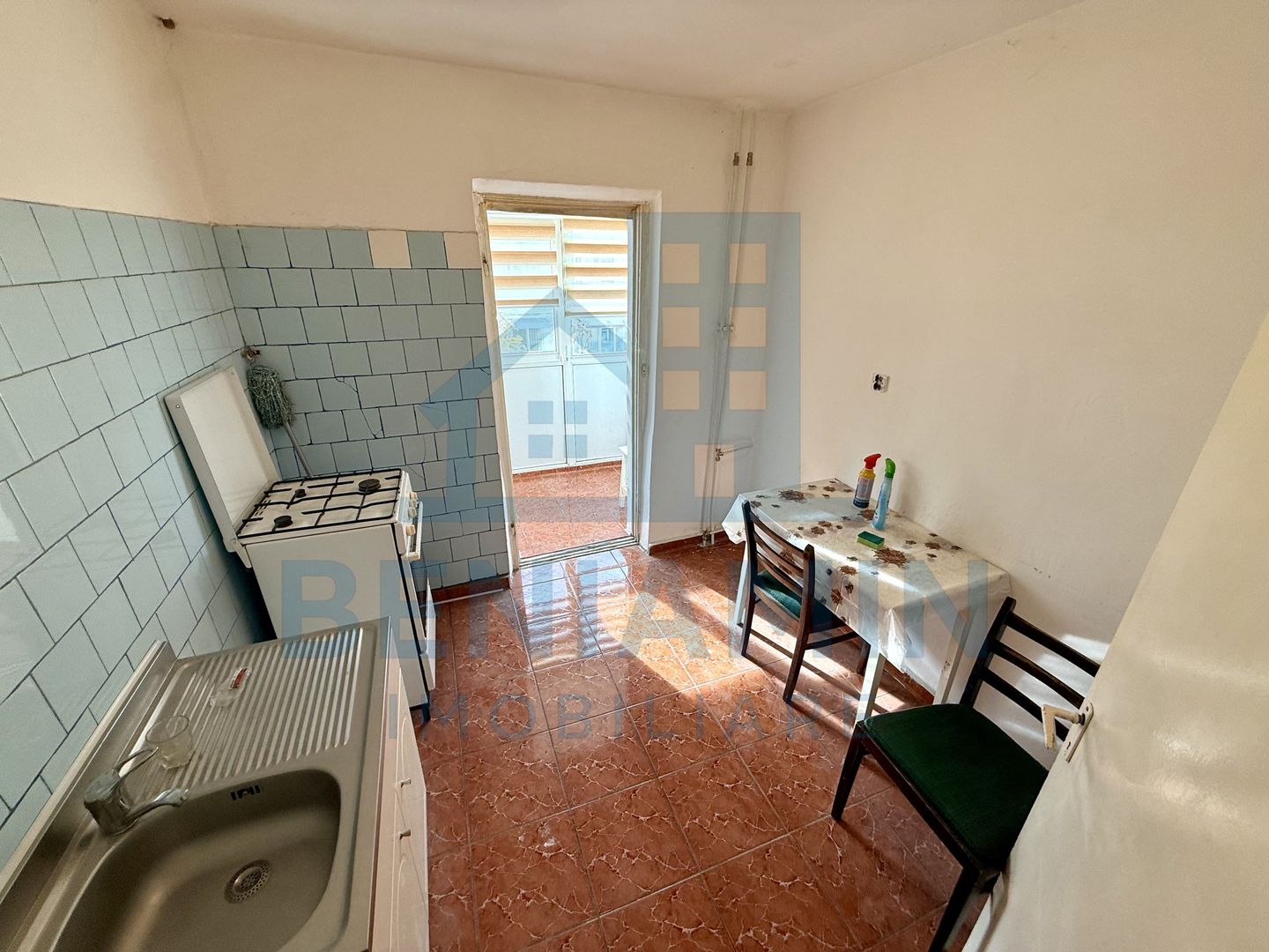 2 decomandate - etaj 3 - 1980 - Craiovita Noua - Fortuna. - Poză 5