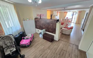 Vila 5 camere moderna 300 mp teren Zona Tineretului - Poză 24