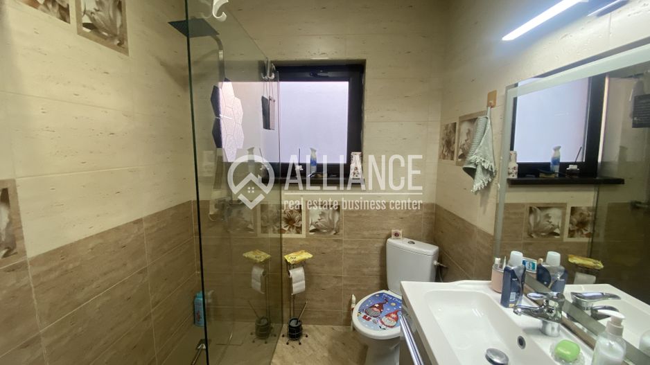 Valu lui Traian( Cod 07)  -Casă cu 3 camere (cu pod înalt amenajat) - Poză 15