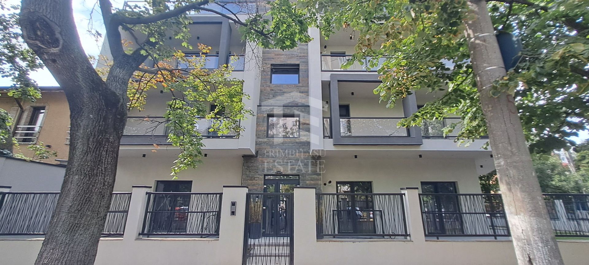 3 camere | Modern | Prima utilizare | Parcare - Poză 12