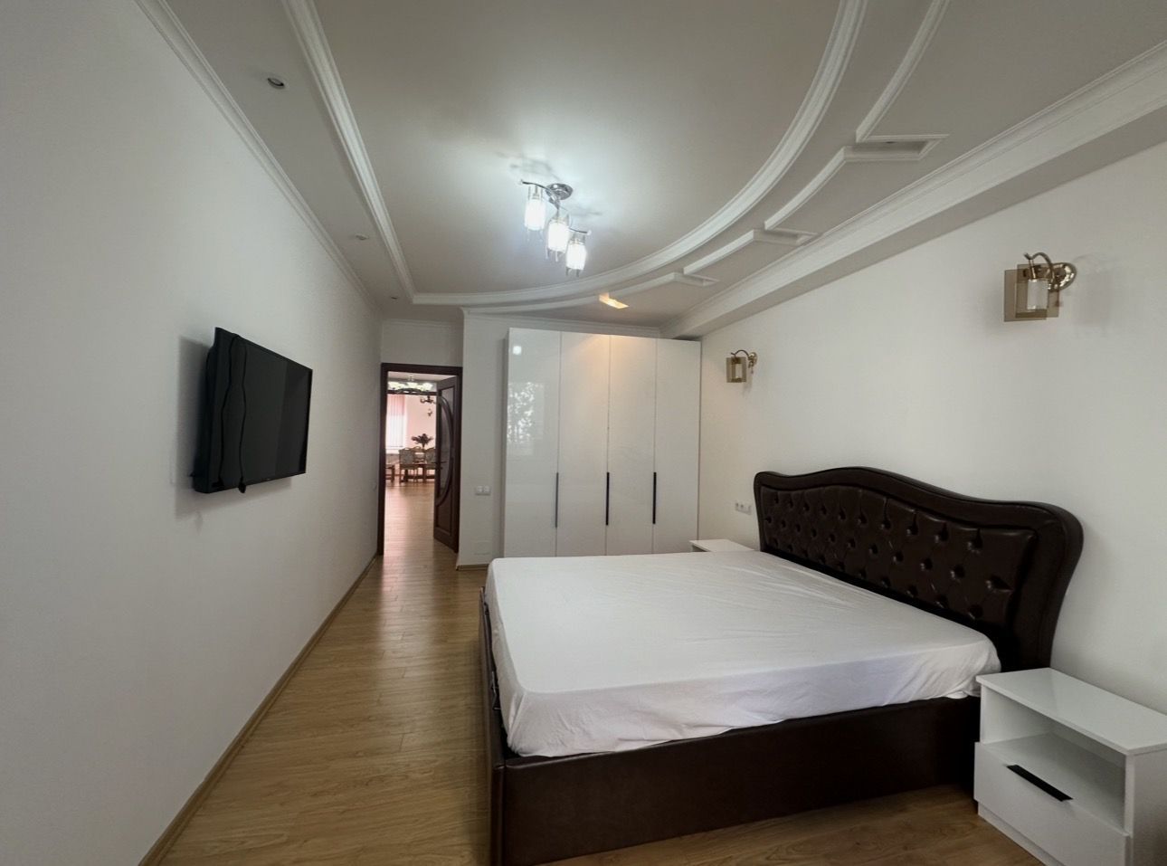 Apartament cu 2 odăi +living ultra centru, Mun. Chișinău - Poză 13