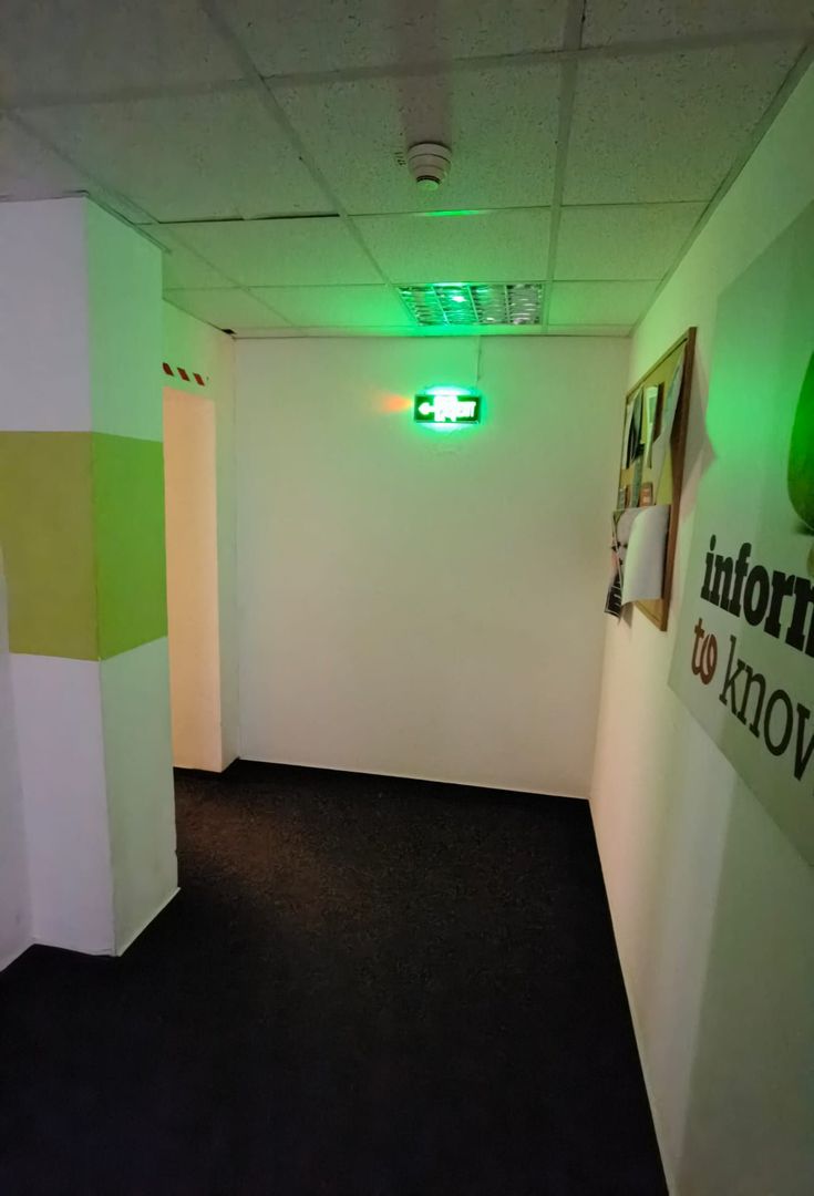 Spatii birouri/servicii - Poză 45