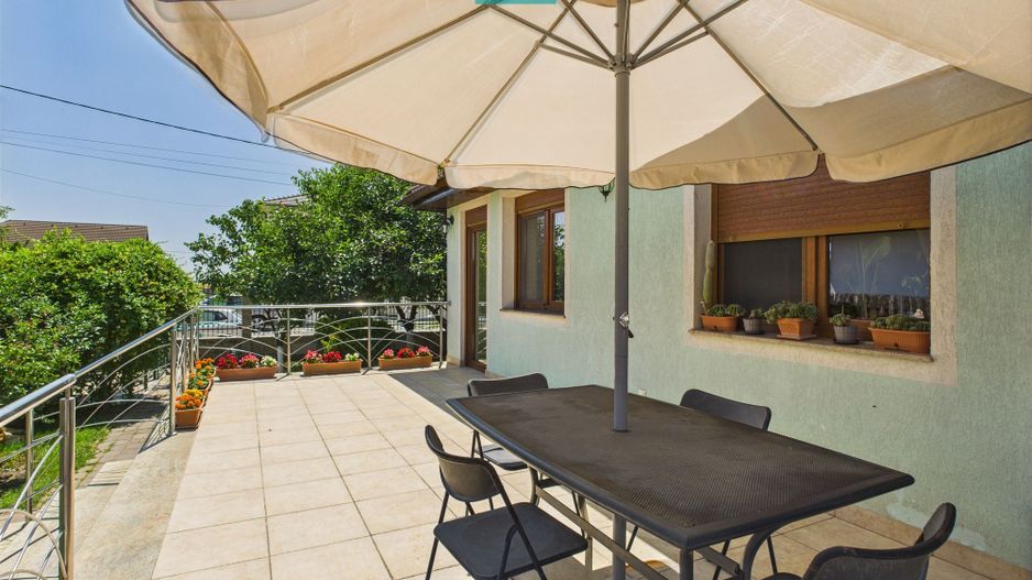 Casă cochetă în Sânleani - Cartierul Florilor - Poză 17