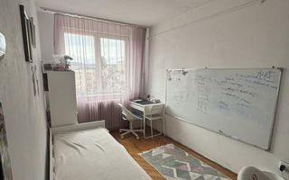 Apartament cu 3 camere, 56 mp, zona strazii Hateg - Poză 2