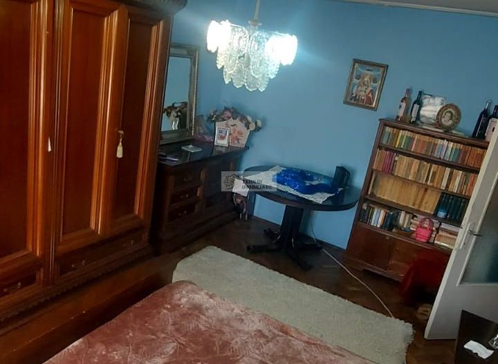 Vând apartament 3 camere-ETAJUL 1 - Poză 6