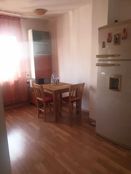 Apartament 2 dec,Micro 21,mobilat si utilat - Poză 2