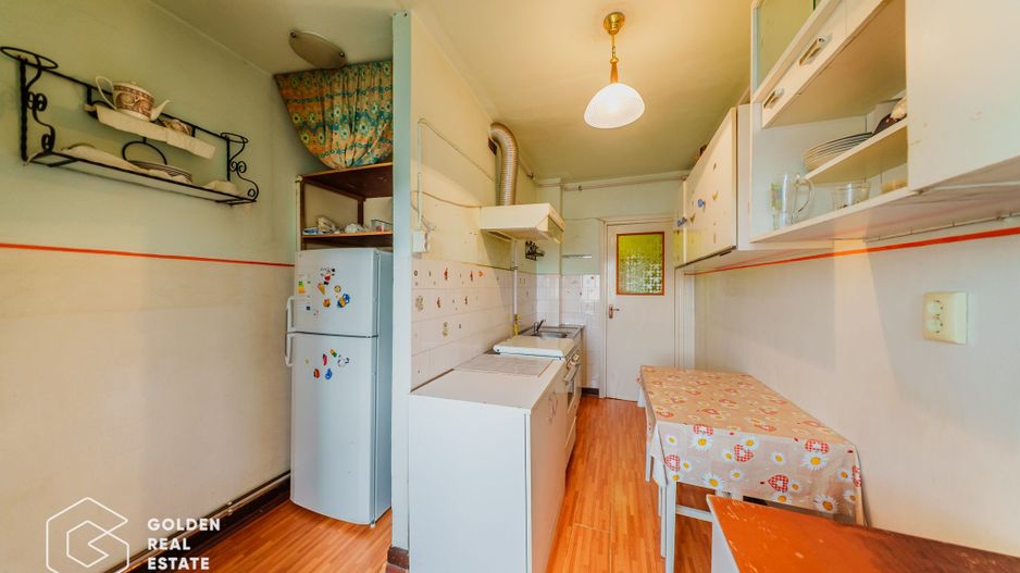 Apartament spatios cu 3 camere, Vlaicu Lebada, centrala proprie - Poză 12