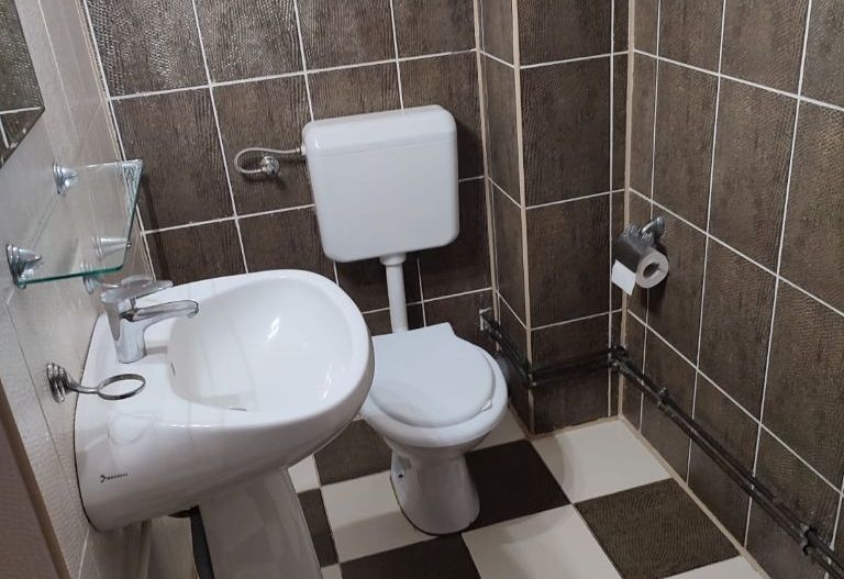 Proprietar vând vila P+E+M - Poză 12