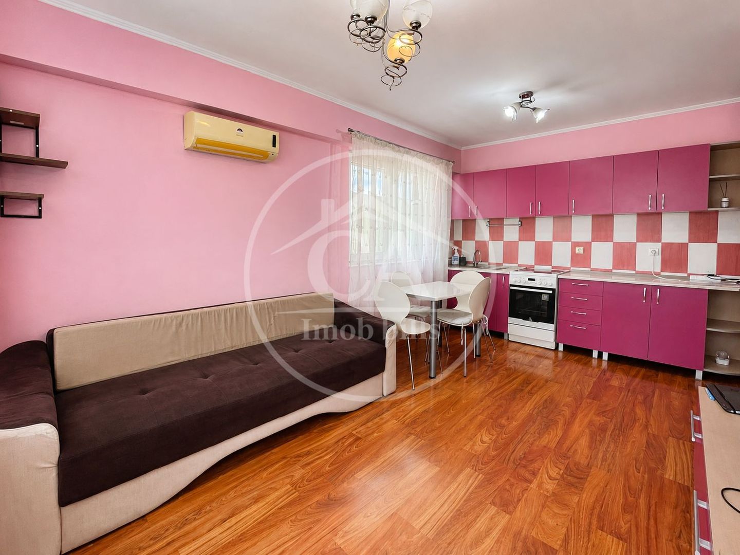 Apartament de închiriat cu 2 camere în zona Nufărul, Oradea - Poză 1
