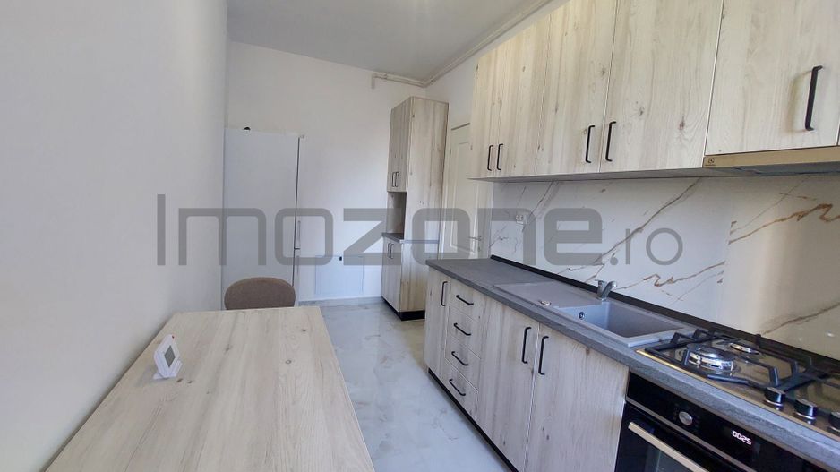 Garsoniera, 42 mp, decomandata, bucatarie 11 mp, mobilata/utilata - Poză 5