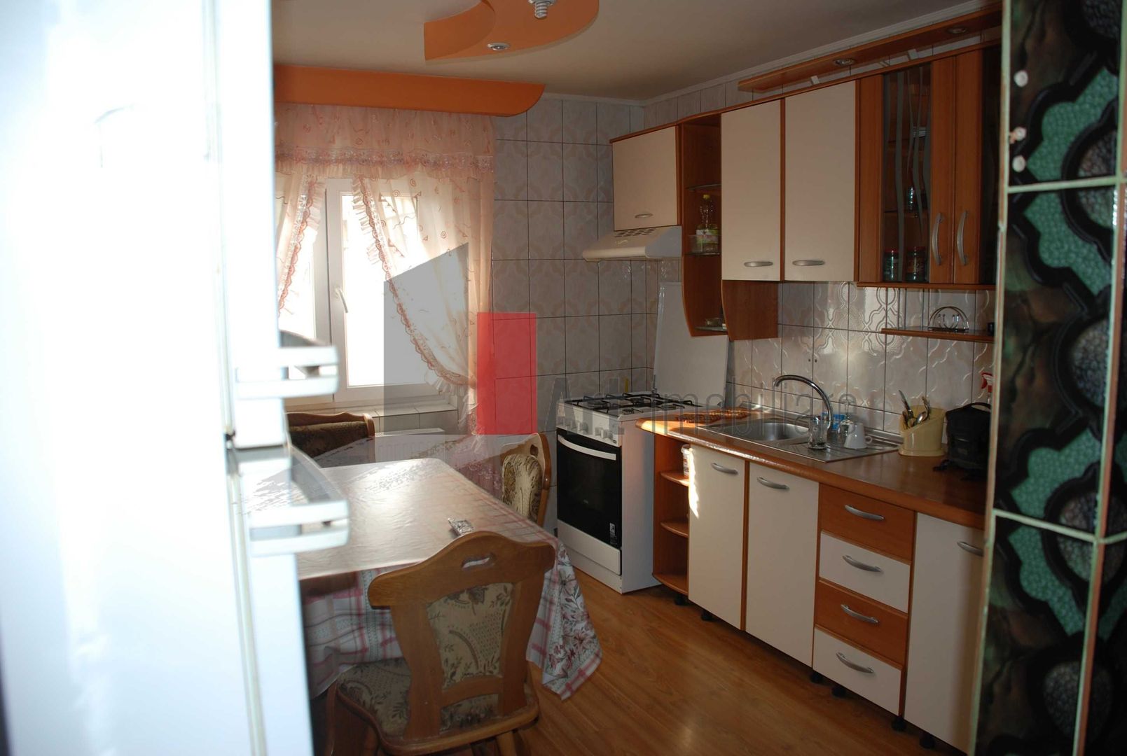 Închiriere apartament 3 camere Olteniței-Piața Sudului - Poză 1