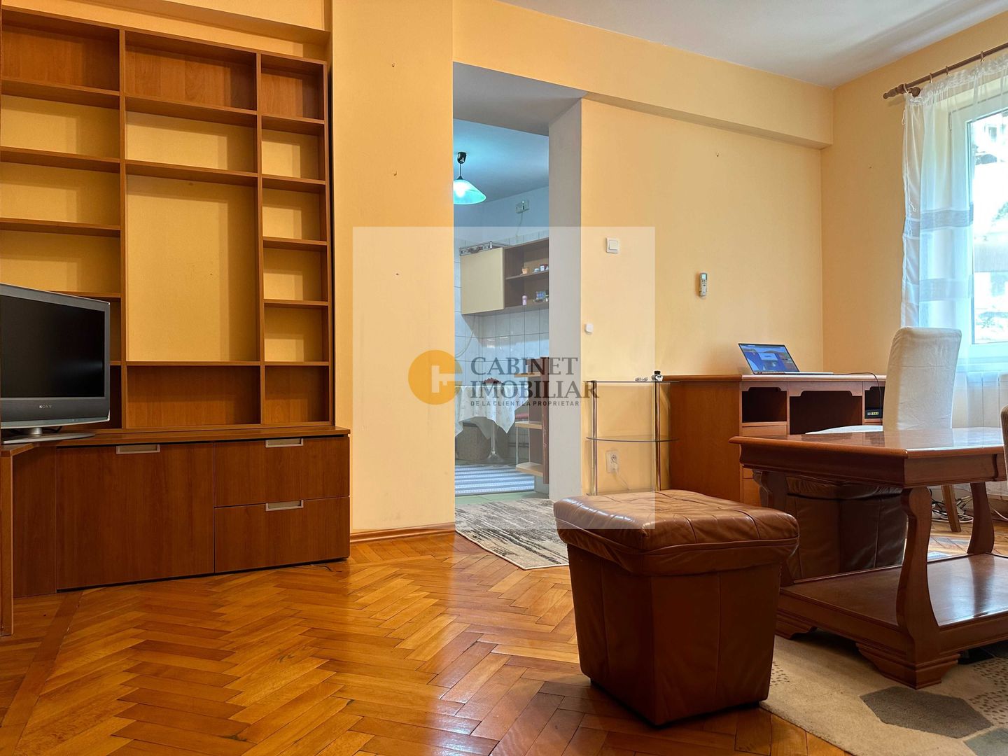 2 camere | Piata Romana - A.S.E | Etaj 1/8 - Poză 1