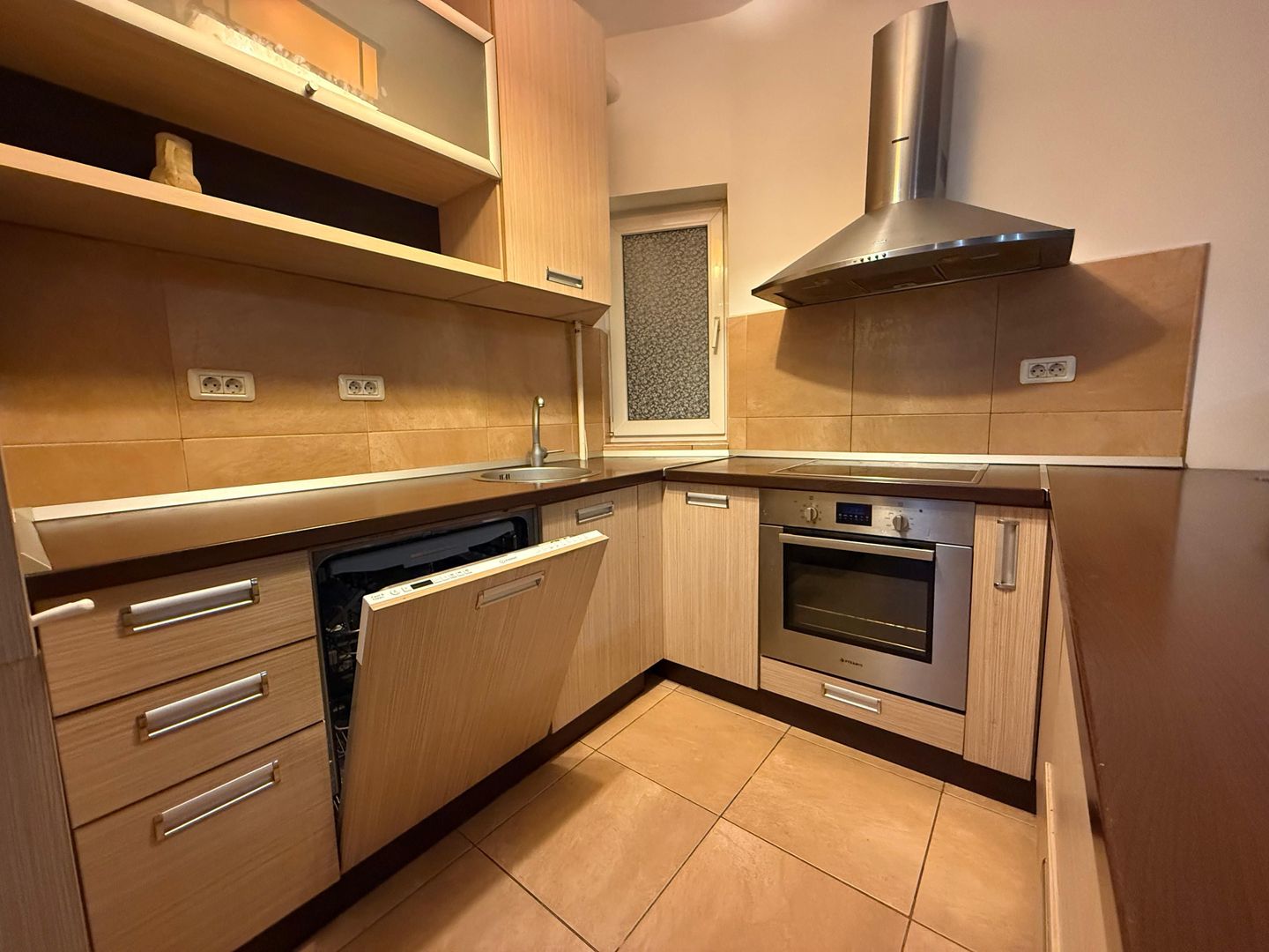 APARTAMENT 3 CAMERE | MOBILAT COMPLET | CENTRALĂ PROPRIE | ZONA  VITAN - Poză 2